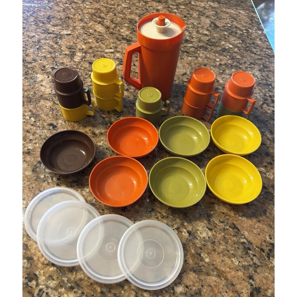 Vintage 1970s Tupperware Mini Children's Picnic Set Harvest Colors 21 Pc